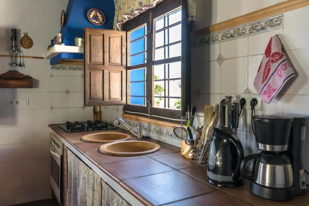 Winehouse With Big Pool, Bbq, Wifi, Close To Malaga Borge Holiday home